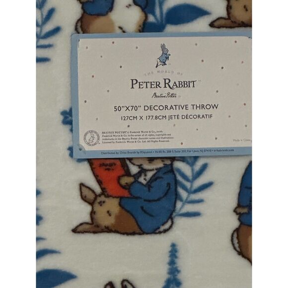 Peter Rabbit Easter Spring Plush Throw Blanket 50"x70" NWT - Picture 4 of 5